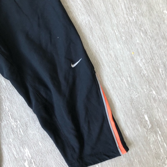 Nike Dri-Fit Running Cropped Leggings Size Small - Picture 2 of 4